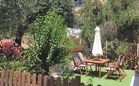 Απόστολος και Ελένη Οικογενειακά Διαμερίσματα